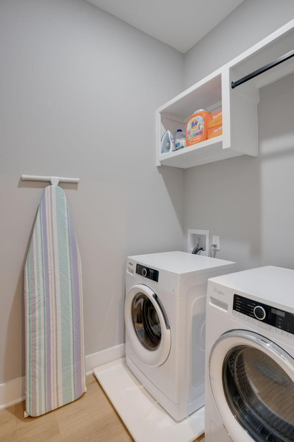 Modern Townhome, 10Min To Downtown! 8Min To Grand Ole Opry! Sleeps 8! Nashville Esterno foto